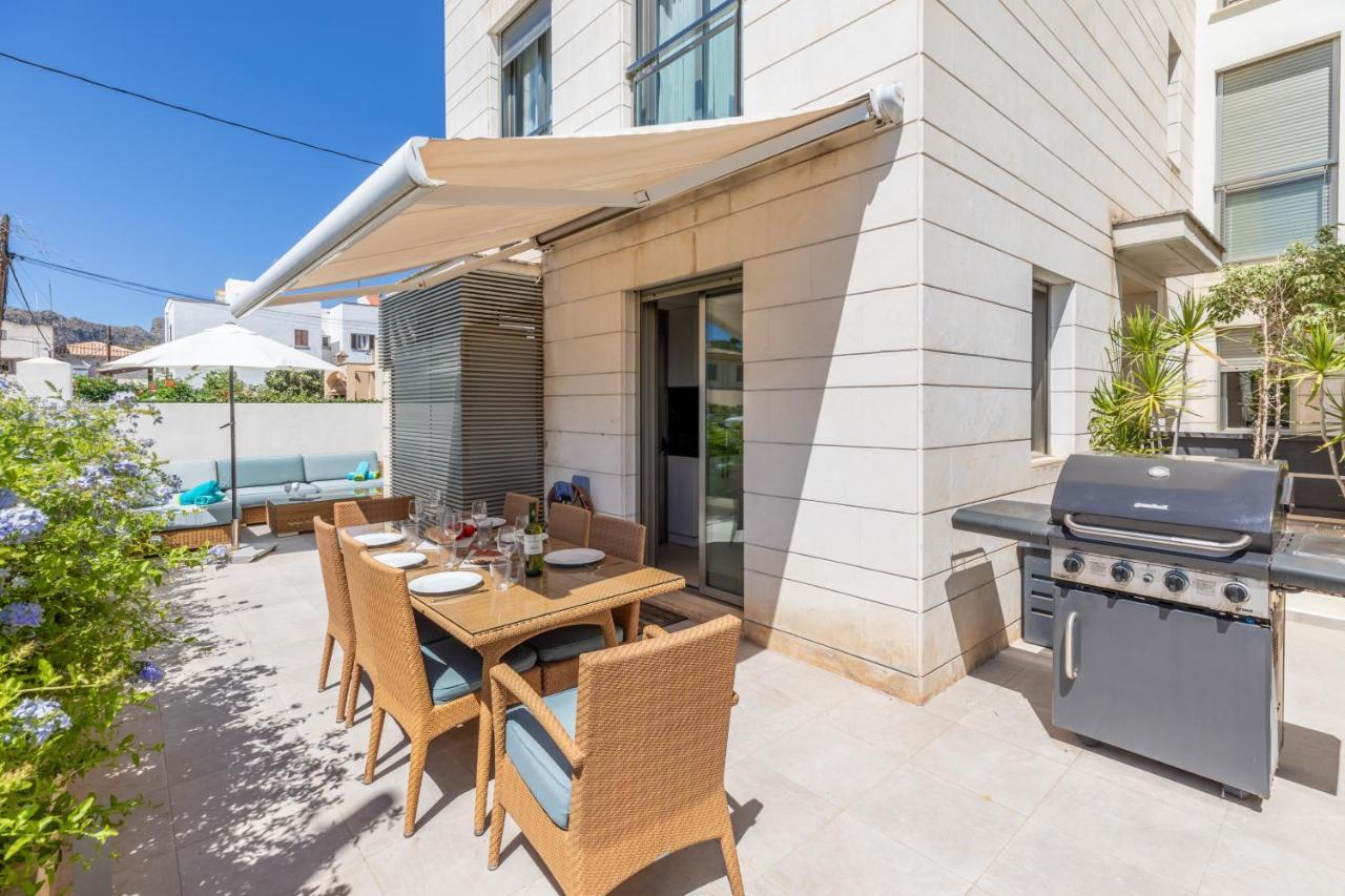 La Nau - Fantastic With Hot Tub And Pool, Just Steps Away From Port de Pollença