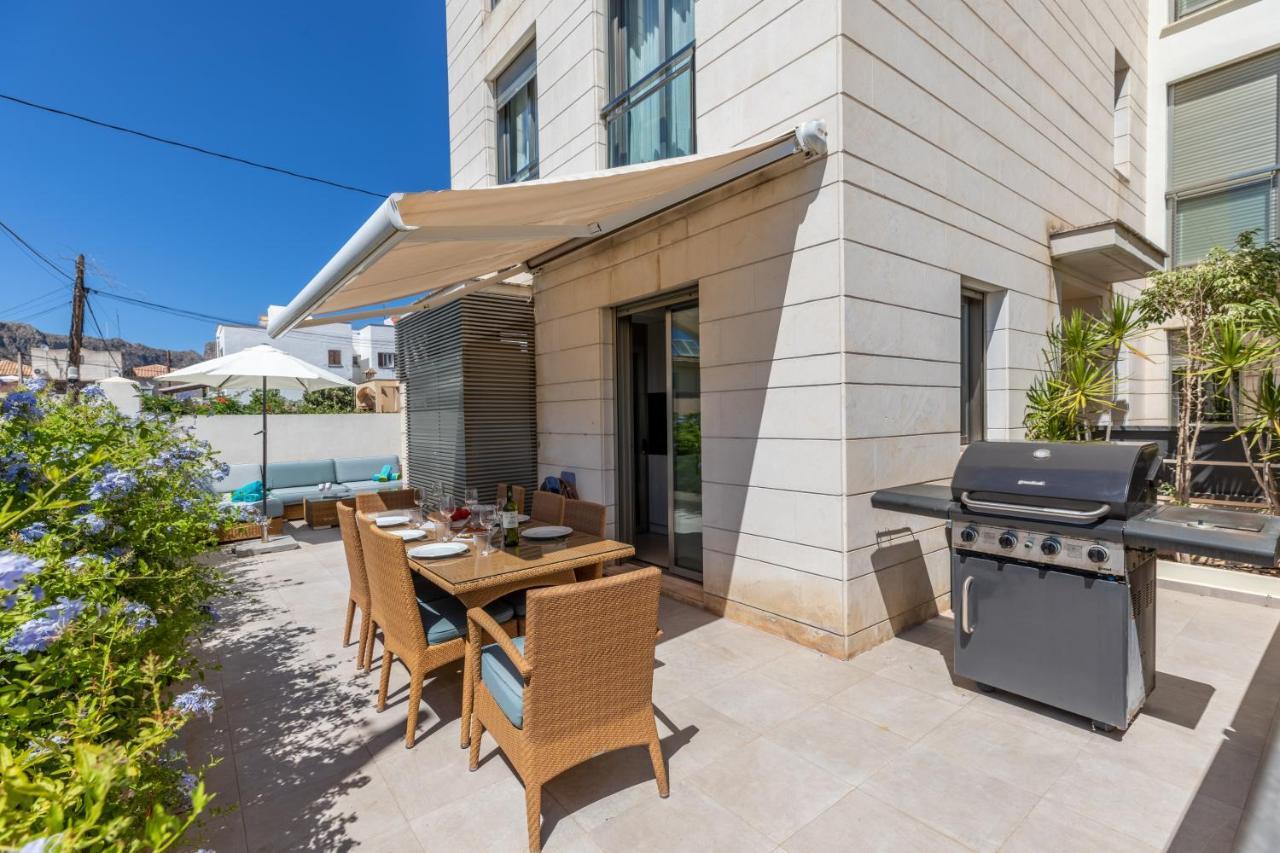 La Nau - Fantastic With Hot Tub And Pool, Just Steps Away From Lejlighed