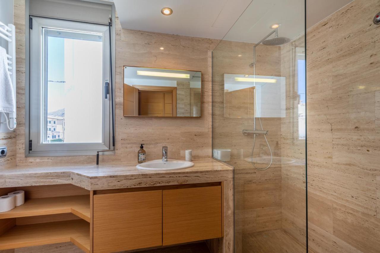 Apartment La Nau - Fantastic With Hot Tub And Pool, Just Steps Away From *